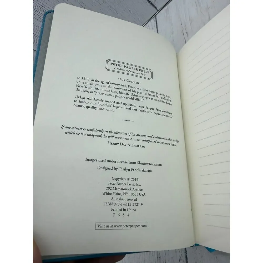 Go Confidently in Direction of Your Dreams Thoreau Embossed Journal NEW 7